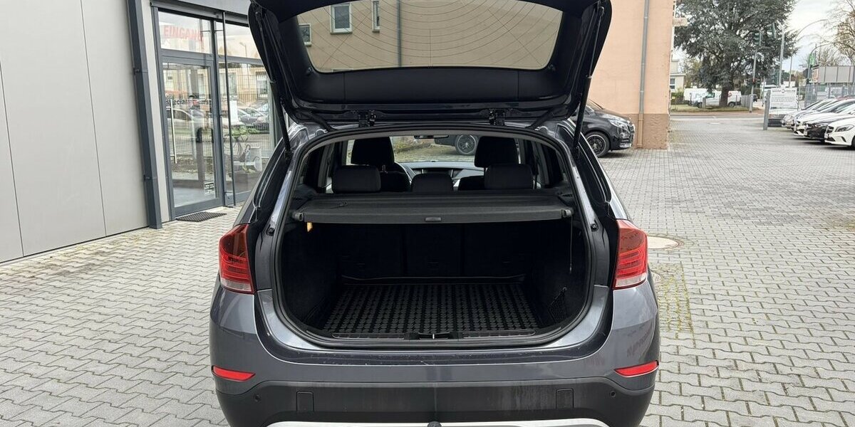 BMW X1 18 i / Automatik / Navi / AHK / ALU 122.000 km 13.890 &euro; Mönchengladbach 41066