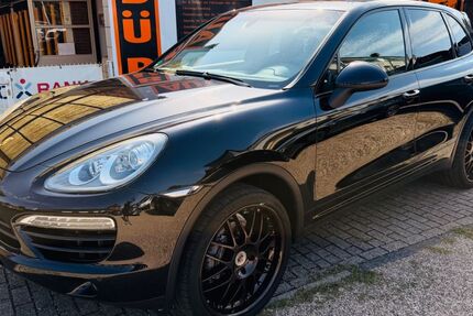 Porsche Cayenne 216.940 km 13.980 &euro; Moers 47445
