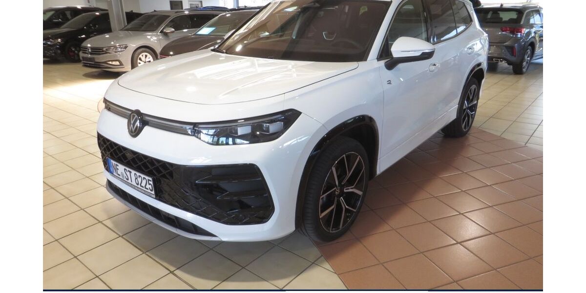 VW Tayron 13.300 km 63.545 &euro; Neuss 41469