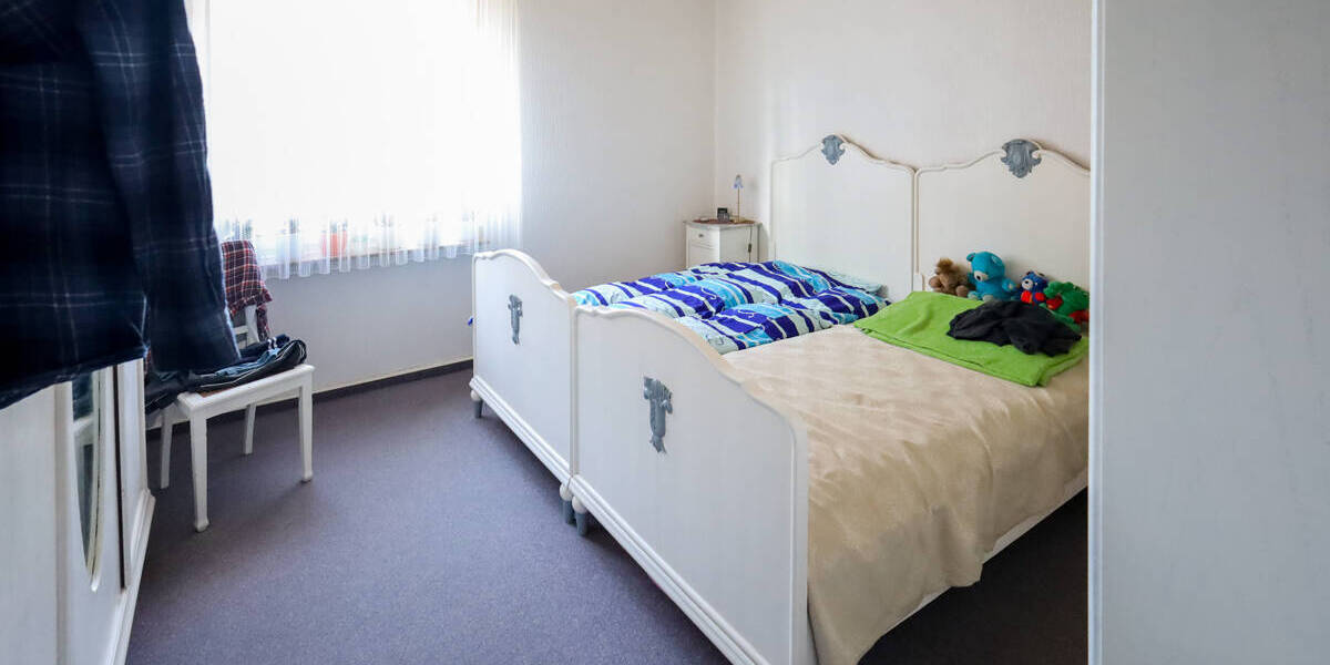 Mehrfamilienhaus, Wohnhaus Düsseldorf / Holthausen Holthausen - 9 Zimmer, 580.000&euro; | Angebot:25939177