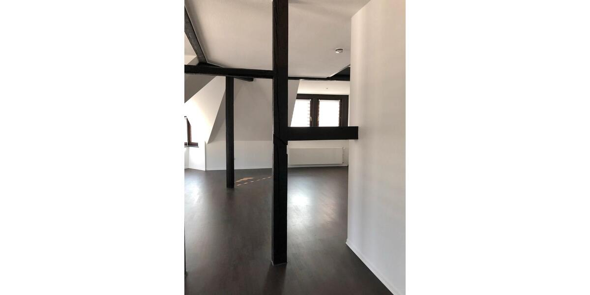 Dachgeschoßwohnung Düsseldorf Stadtbezirk 9 - 3.5 Zimmer, 91 m&sup2;, 435.000&euro; | Angebot:26889931