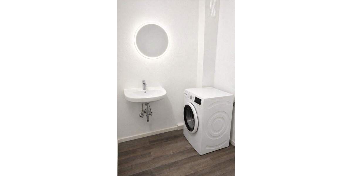 Etagenwohnung Düsseldorf Heerdt - 2 Zimmer, 72 m&sup2;, 1.150&euro; | Angebot:25720736