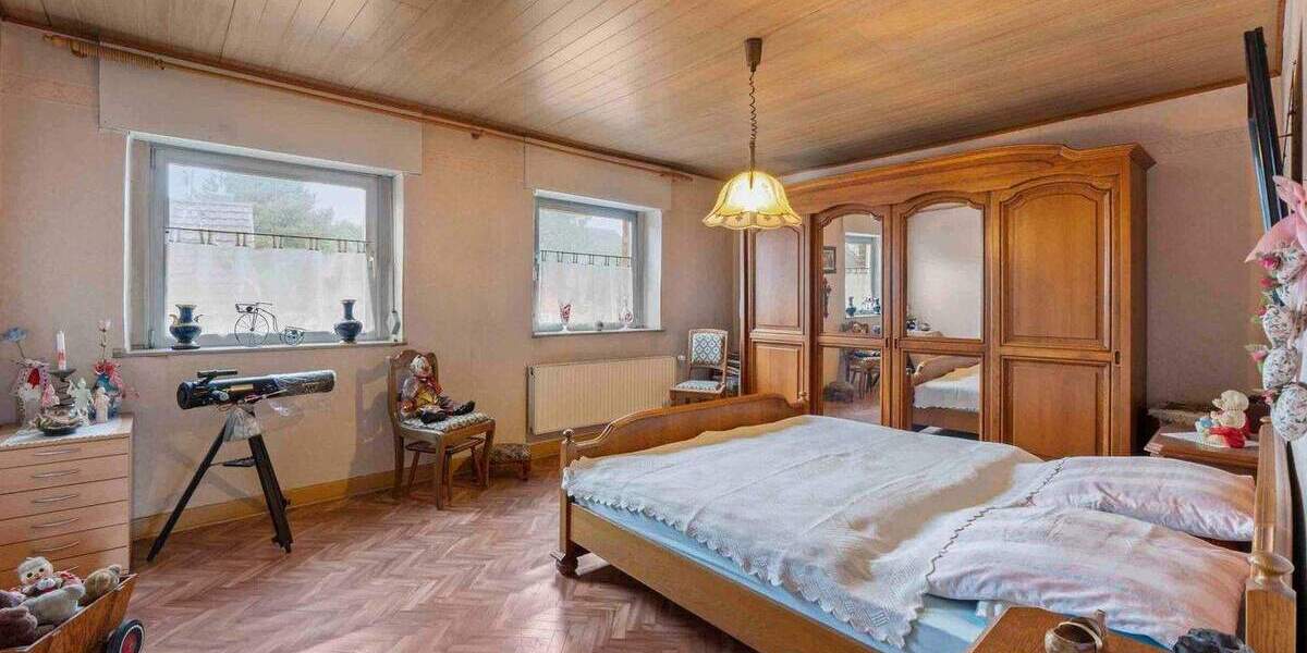 Einfamilienhaus Bedburg Kirchherten - 3 Zimmer, 165.000&euro; | Angebot:25801985