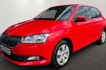 Skoda Fabia 64.977 km 9.990 &euro; Mönchengladbach 41061
