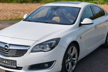 Opel Insignia 287.000 km 7.990 &euro; Neukirchen-Vluyn 47506