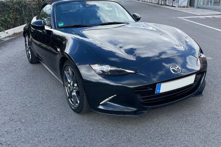 Mazda MX-5 209.000 km 11.995 &euro; Duisburg 47137