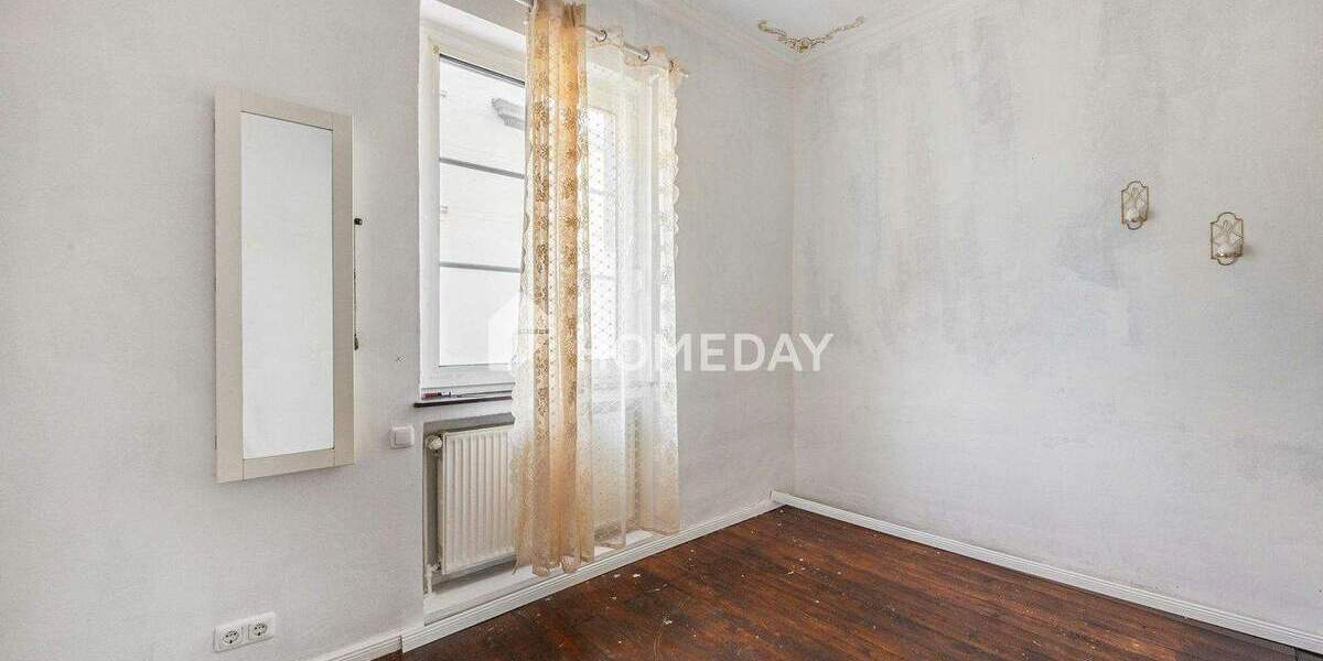 Einfamilienhaus Mönchengladbach Rheydt - 8 Zimmer, 210 m&sup2;, 349.000&euro; | Angebot:25684150