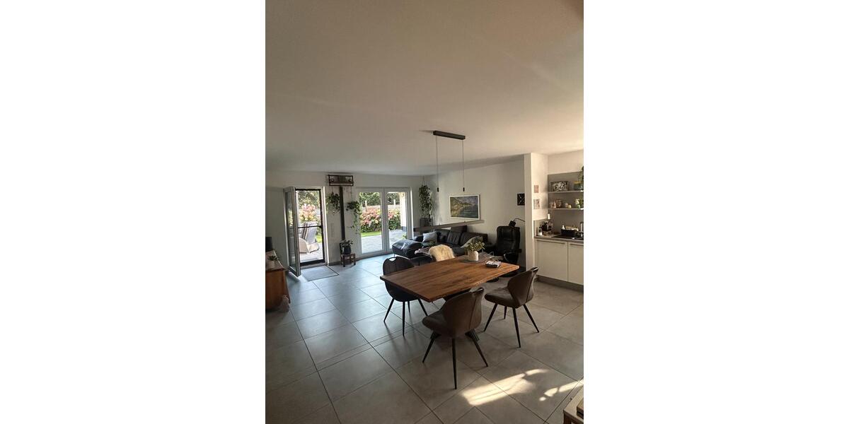 Erdgeschoßwohnung Tönisvorst - 3 Zimmer, 85 m&sup2;, 389.000&euro; | Angebot:25614579