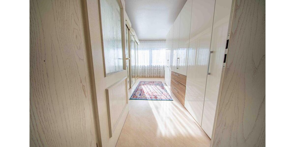 Doppelhaushälfte Mönchengladbach Süd - 4 Zimmer, 125 m&sup2;, 1.599&euro; | Angebot:25832088