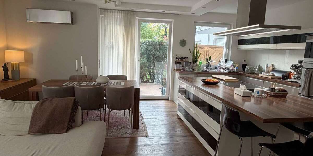 Etagenwohnung Düsseldorf Stadtbezirk 3 - 5 Zimmer, 135 m&sup2;, 815.000&euro; | Angebot:25997558