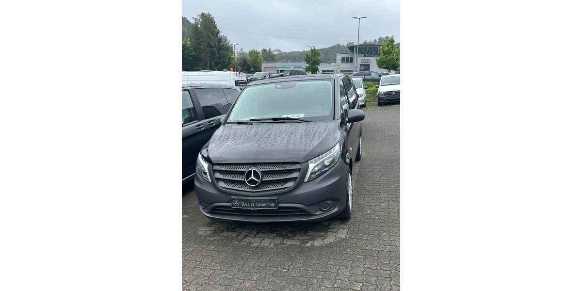Mercedes-Benz Vito 43.446 km 49.500 &euro; Düsseldorf 40472