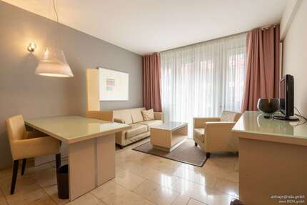 Zimmer Düsseldorf Stadtmitte - 2 Zimmer, 1.390&euro; | Angebot:25457450