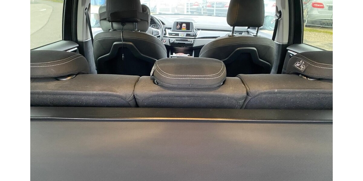 BMW 218d 140.000 km 15.100 &euro; Mönchengladbach 41061