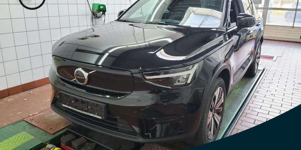 Volvo XC40 28.945 km 31.890 &euro; Mülheim an der Ruhr 45472