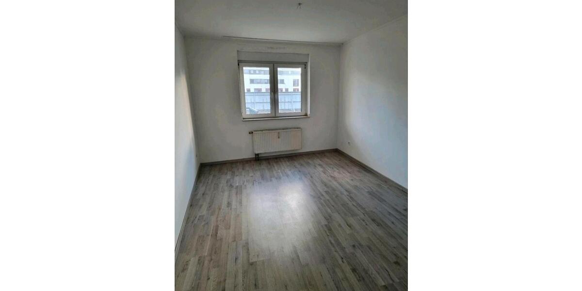 Etagenwohnung Mönchengladbach Süd - 3 Zimmer, 83 m&sup2;, 1.400&euro; | Angebot:25660321