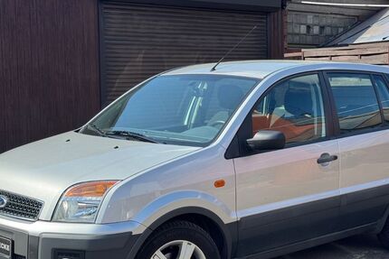Ford Fusion 106.000 km 2.999 &euro; Duisburg 47179