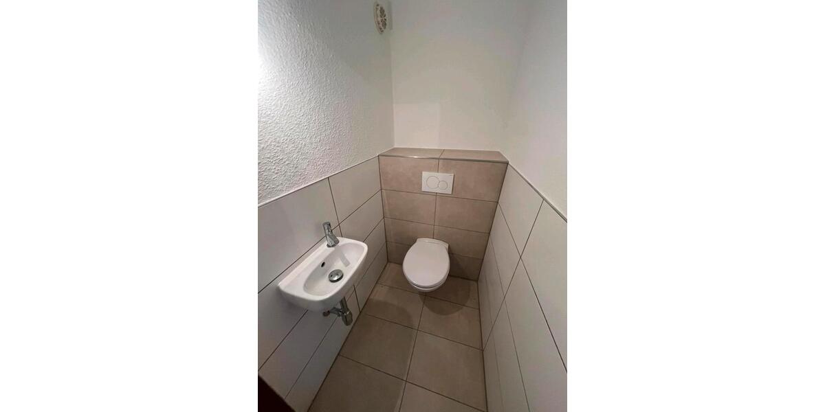 Etagenwohnung Düsseldorf Stadtmitte - 2.5 Zimmer, 65 m&sup2;, 820&euro; | Angebot:26680686