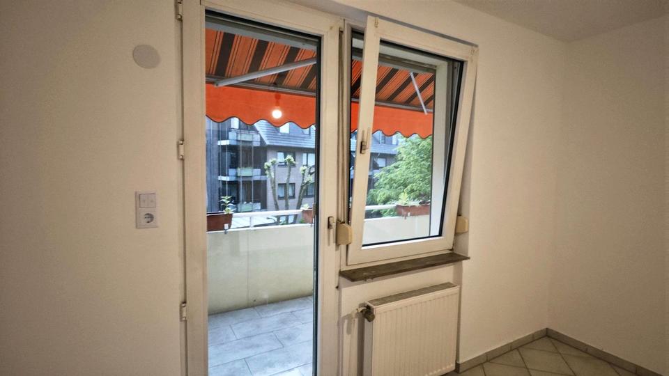Etagenwohnung Mönchengladbach - 2 Zimmer, 75 m&sup2;, 700&euro; | Angebot:26677964
