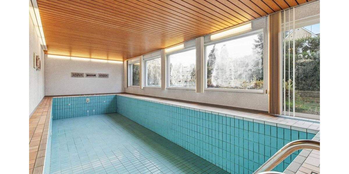 Einfamilienhaus Heiligenhaus Mitte - 6 Zimmer, 354 m&sup2;, 725.000&euro; | Angebot:25934083