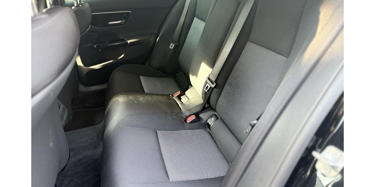 Mercedes-Benz C 200 d Keyless / NAVI / Tempomat / Digit. Tacho 31.000 km 33.990 &euro; Mönchengladbach 41066