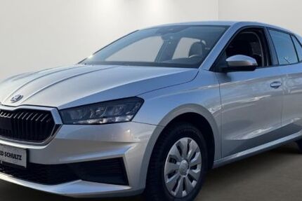 Skoda Fabia 20.737 km 15.980 &euro; Düsseldorf 40589