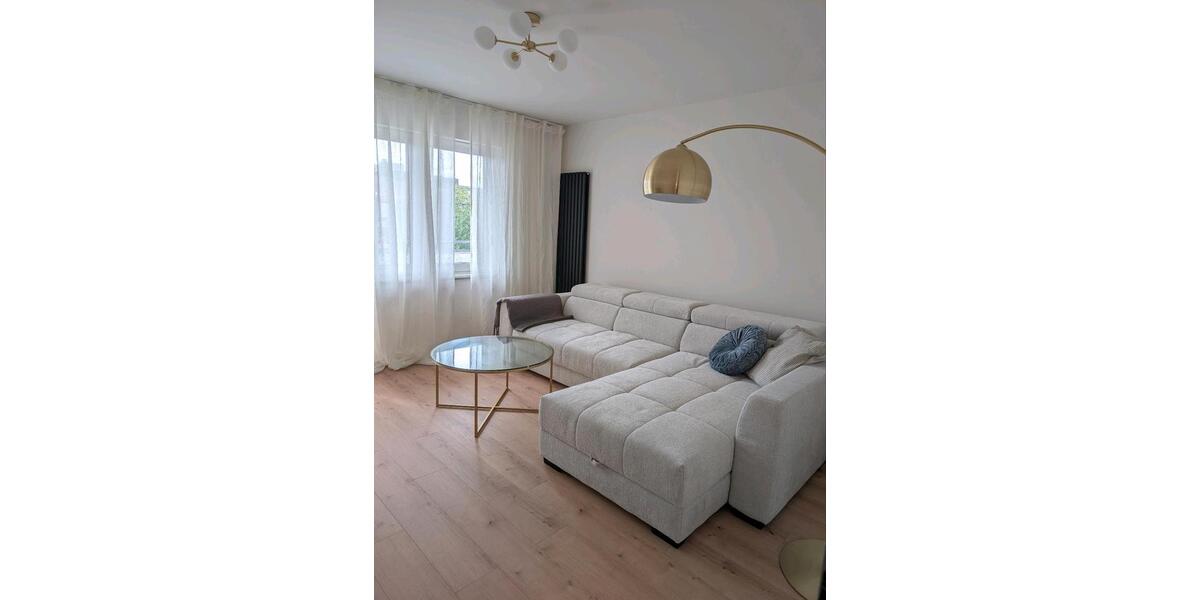 Etagenwohnung Düsseldorf Stadtbezirk 3 - 3 Zimmer, 68 m&sup2;, 1.950&euro; | Angebot:25657875