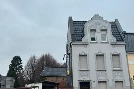 Haus Mönchengladbach Nord - 10 Zimmer, 320 m&sup2;, 389.000&euro; | Angebot:24838515