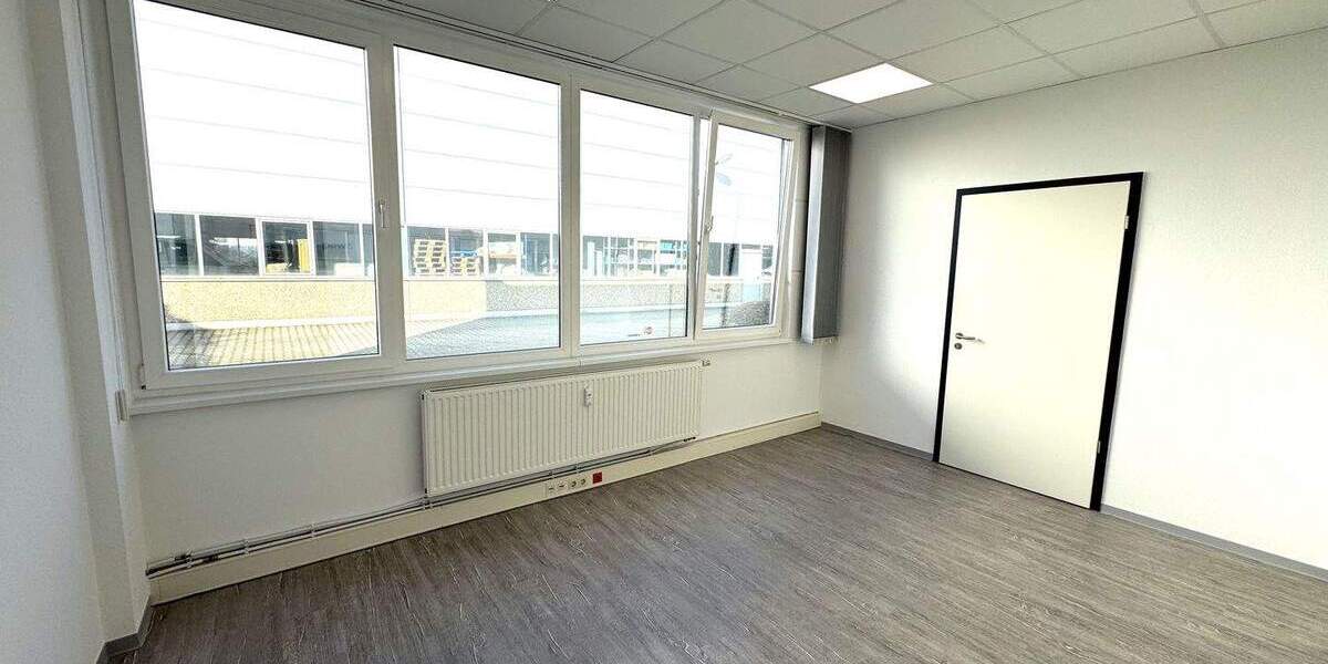 Gewerbeobjekt Willich Münchheide - 7 Zimmer, 246 m&sup2;, 2.460&euro; | Angebot:25769990