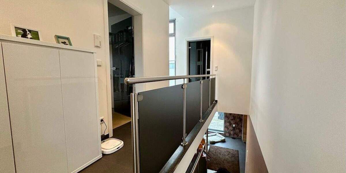 Einfamilienhaus Neuss Rosellen - 5 Zimmer, 215 m&sup2;, 998.000&euro; | Angebot:25736807