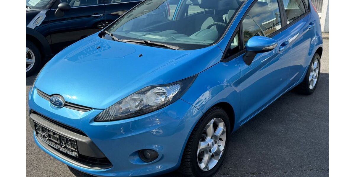 Ford Fiesta 94.542 km 4.290 &euro; Düsseldorf 40231