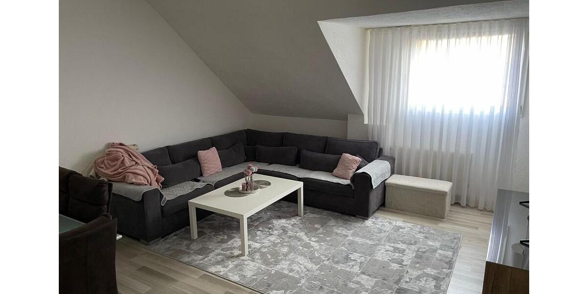 Dachgeschoßwohnung Düsseldorf Oberbilk - 3 Zimmer, 80 m&sup2;, 1.395&euro; | Angebot:26602892