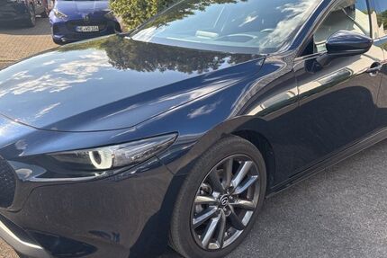 Mazda 3 62.776 km 20.750 &euro; Neuss 41464