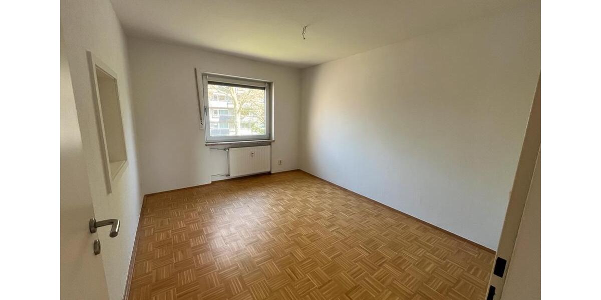 Terrassenwohnung Krefeld Fischeln - 4 Zimmer, 120 m&sup2;, 1.260&euro; | Angebot:26111238