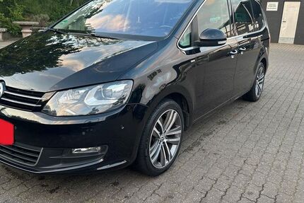 VW Sharan 263.500 km 10.200 &euro; Duisburg 47198
