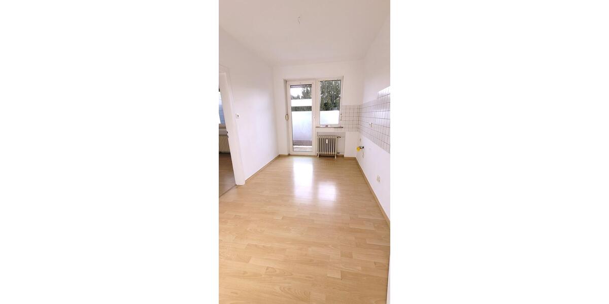 Etagenwohnung Mönchengladbach - 3 Zimmer, 75 m&sup2;, 650&euro; | Angebot:25764251
