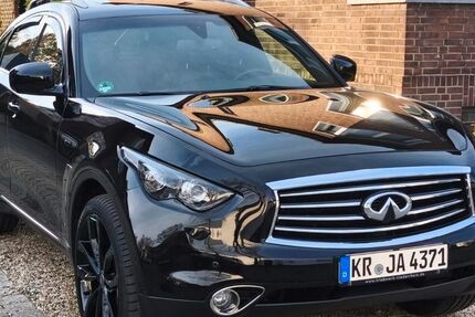 INFINITI QX70 97.000 km 19.998 &euro; Krefeld 47804