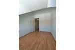Dachgeschoßwohnung Düsseldorf Stadtbezirk 9 - 3 Zimmer, 65 m&sup2;, 650&euro; | Angebot:26688510