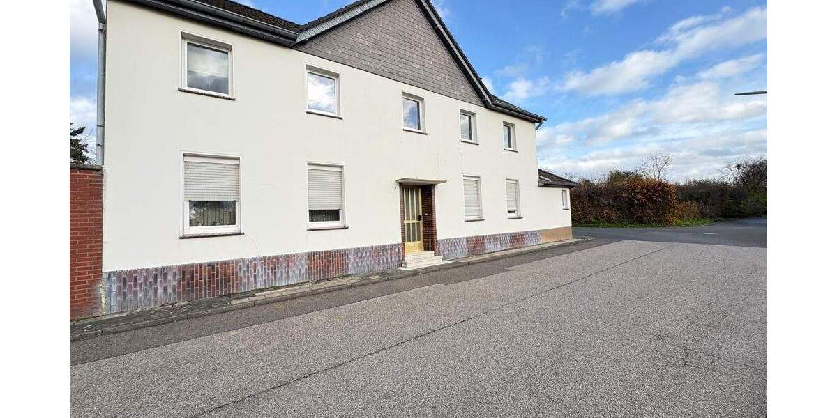 Einfamilienhaus Wegberg / Moorshoven Moorshoven - 8 Zimmer, 287 m&sup2;, 295.000&euro; | Angebot:25665589