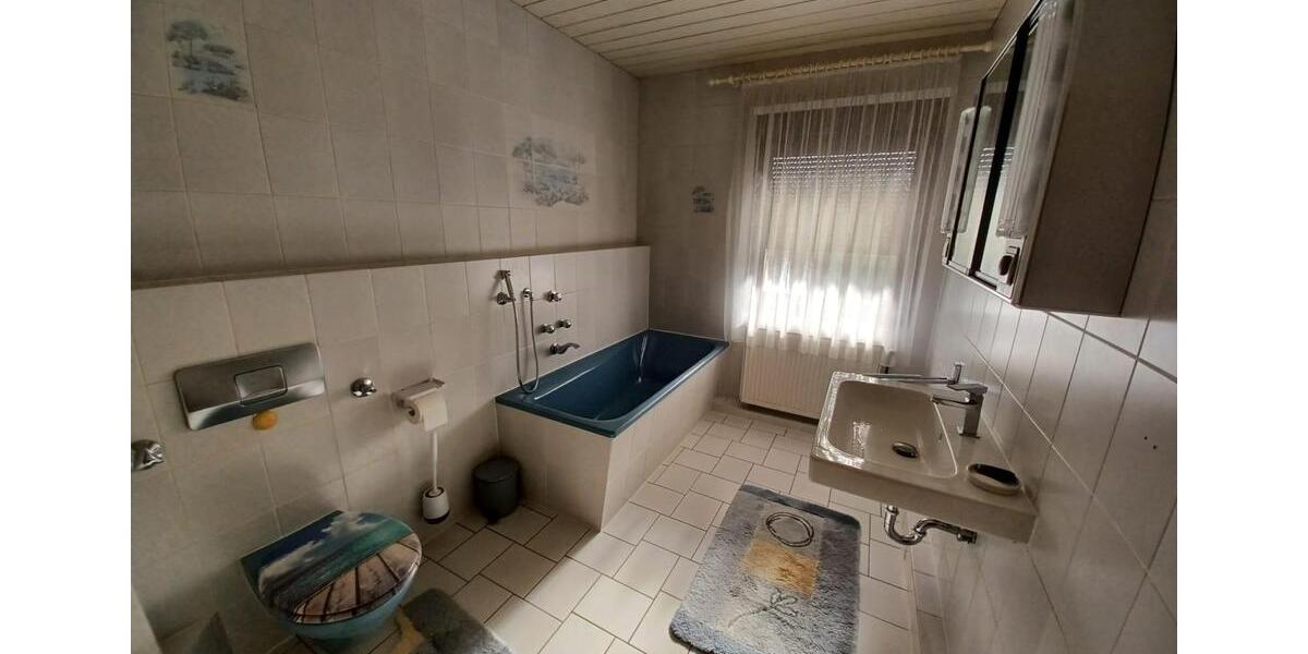 Reihenhaus Duisburg Hochheide - 4 Zimmer, 138 m&sup2;, 435.000&euro; | Angebot:27054474