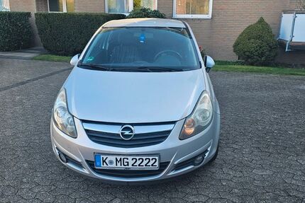 Opel Corsa 152.000 km 2.699 &euro; Neuss 41462