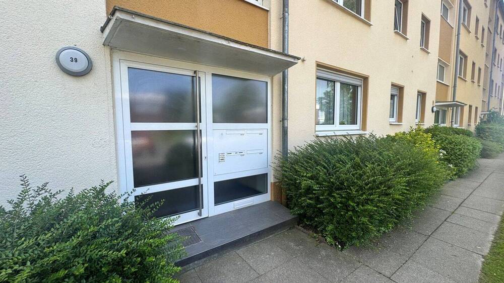 Etagenwohnung Düsseldorf Lörick - 4 Zimmer, 93 m&sup2;, 444.400&euro; | Angebot:26768924