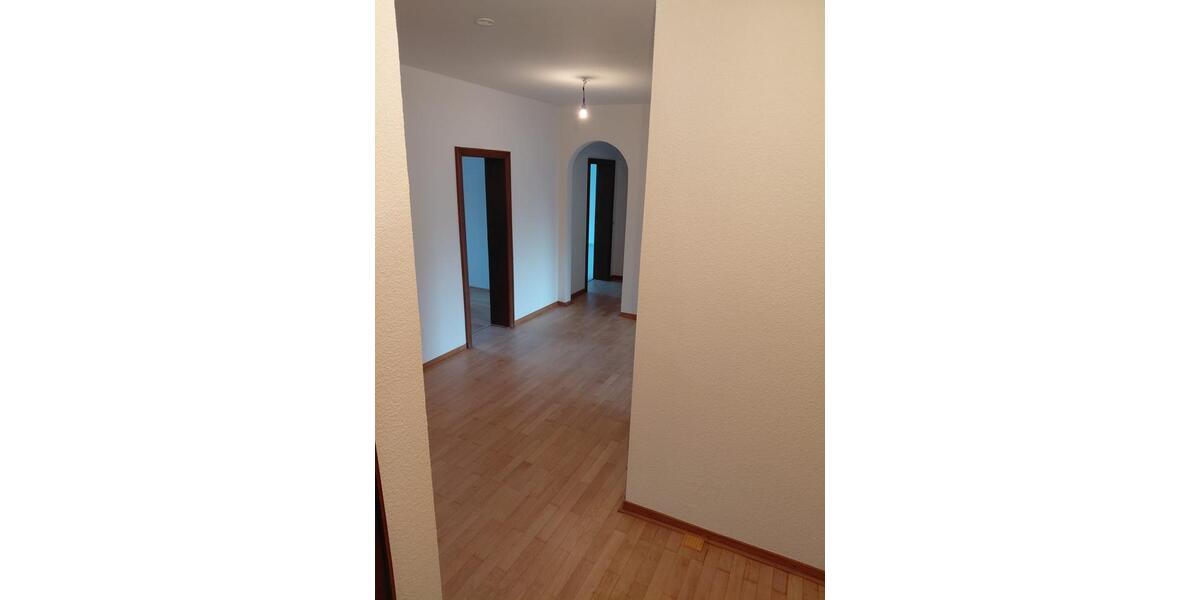Etagenwohnung Mönchengladbach West - 3 Zimmer, 150 m&sup2;, 1.200&euro; | Angebot:24625176