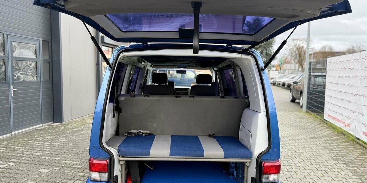 VW T4 Multivan Atlantis / Automatik / 7 Sitze / AHK 334.000 km 7.900 &euro; Mönchengladbach 41066