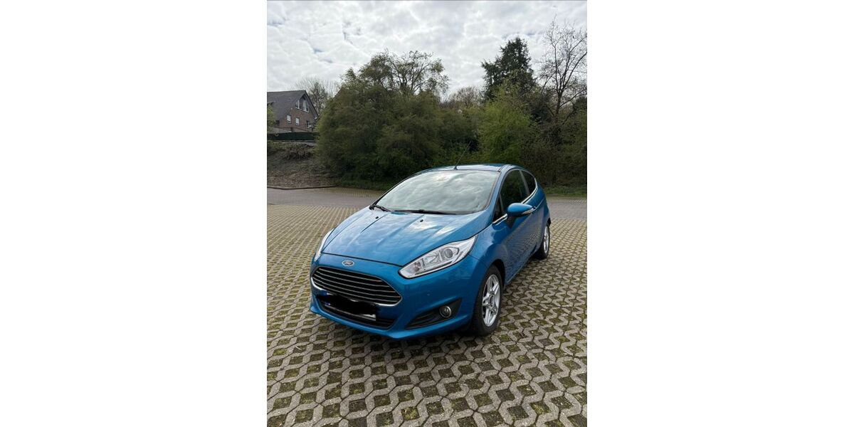 Ford Fiesta 174.000 km 3.900 &euro; Mönchengladbach 41236