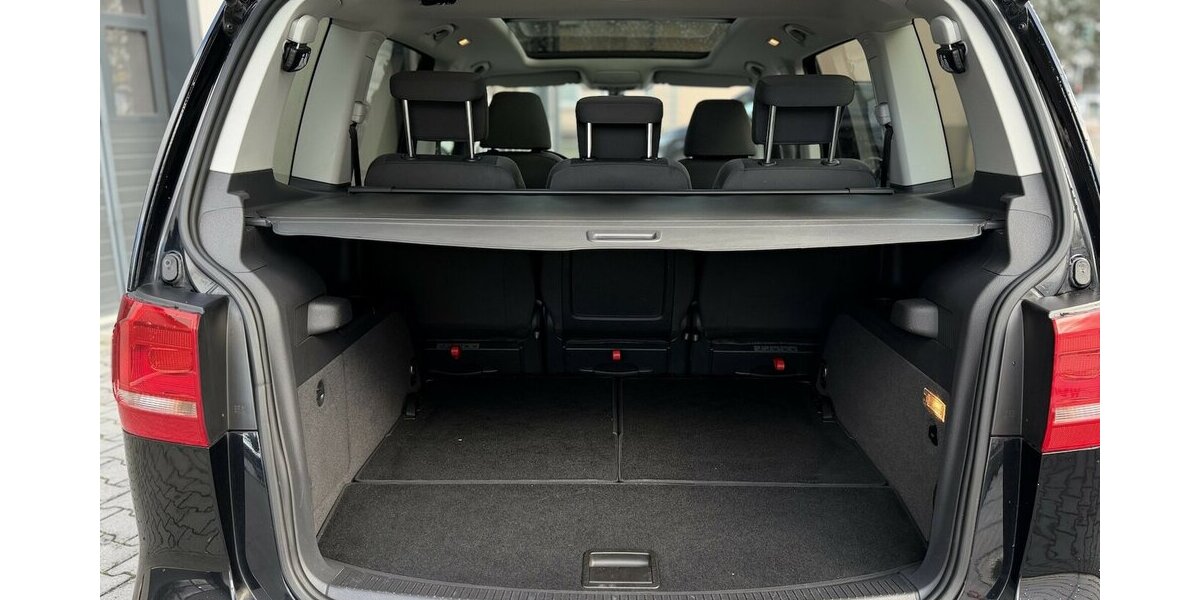 VW Touran Cross / 2,0 TDI / 170 PS / PANO / 7 Sitze 185.000 km 12.790 &euro; Mönchengladbach 41066