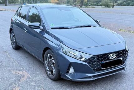 Hyundai i20 37.681 km 15.800 &euro; Duisburg 47178