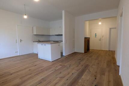 Wohnung Düsseldorf Stadtbezirk 3 - 5 Zimmer, 112 m&sup2;, 1.500&euro; | Angebot:26647392