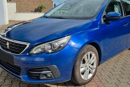 Peugeot 308 155.000 km 7.499 &euro; MÖNCHENGLADBACH 41169