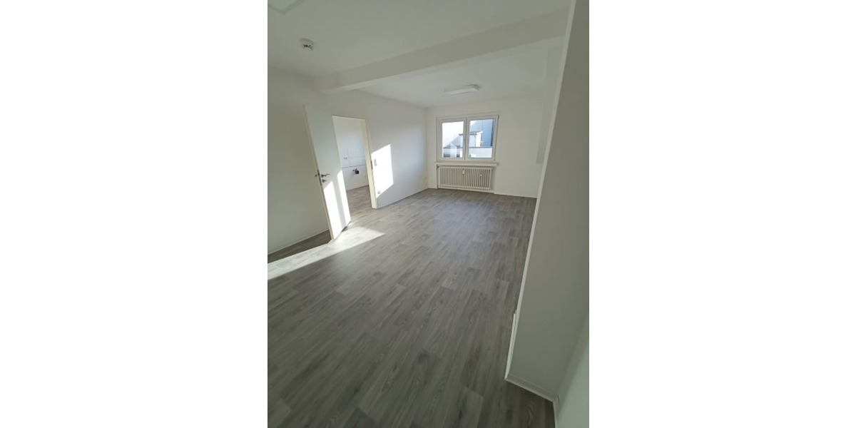 Dachgeschoßwohnung Duisburg - 2 Zimmer, 54 m&sup2;, 470&euro; | Angebot:25232944