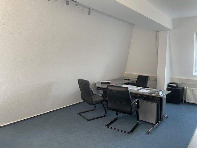 Gewerbeobjekt Mönchengladbach Eicken - 4 Zimmer, 121 m&sup2;, 972&euro; | Angebot:25665593